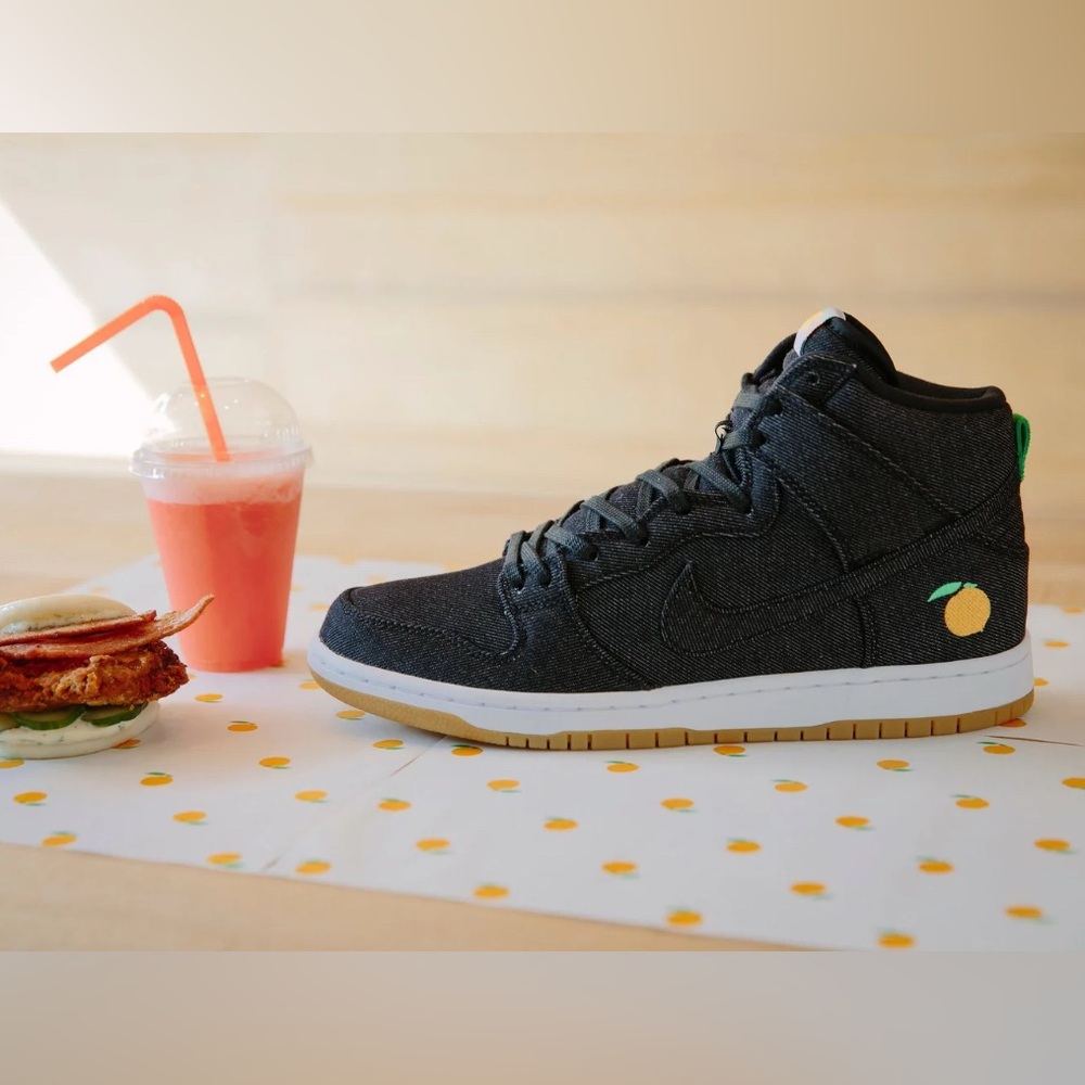 NIKE SB DUNK HIGH PRO "MOMOFUKU" - MENS SZ 8 - BRAND NEW & 100% AUTHENTIC